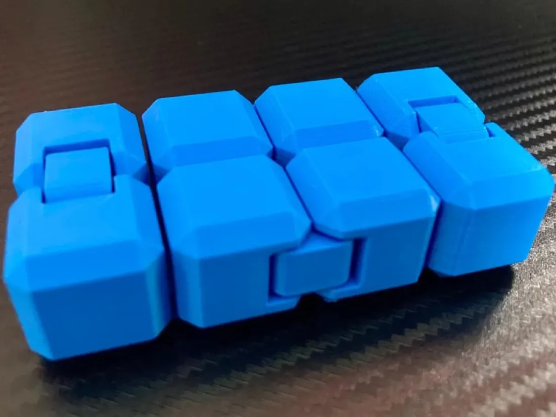 Peça de impressão 3D: Cubo infinito